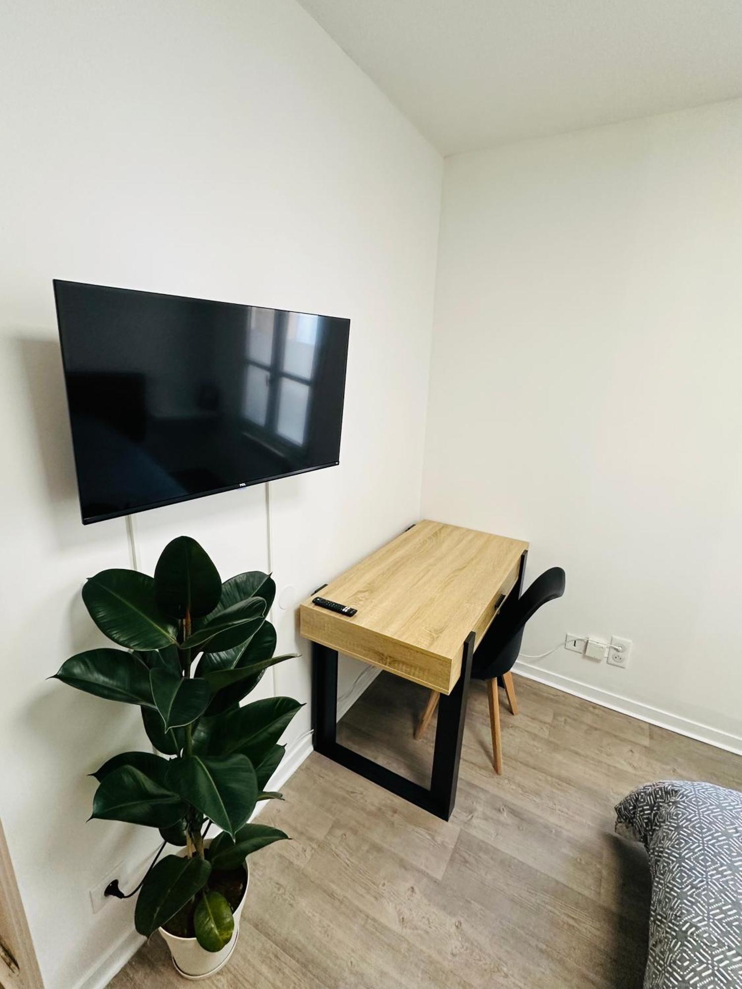 Cosy Plein Centre & Parking A Proximite Poitiers